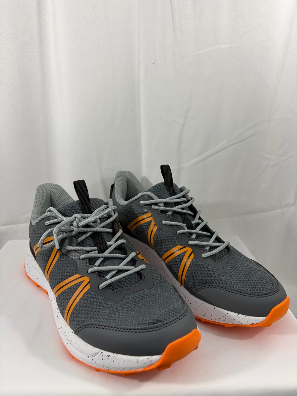 NWT FILA Men's Size 8.5 Gray Sneaker with Orange Accents